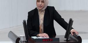 Sözleri tepki çeken Özlem Zengin, geri adım attı