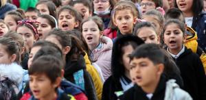 Öğrenciler dikkat Pazartesi günü tüm okullarda eş zamanlı yapılacak