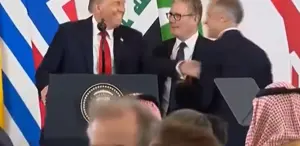 Zirvede ilginç anlar Trump, o ülkenin liderini önce kaybetti, sonra unvanını değiştirdi