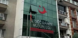 İl Göç İdaresine büyük operasyon Müdür, çalışanlar, tercümanlar gözaltına alındı
