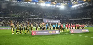 Fenerbahçe-Karagümrük maçında olay Hakeme tepki gösteren Süleyman Hurma stadı terk etti
