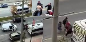 Okul yolunda dehşet Çocuğunun önünde babaya saldırdı