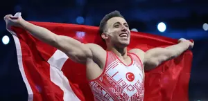 Milli cimnastikçi Adem Asil dünya ikincisi