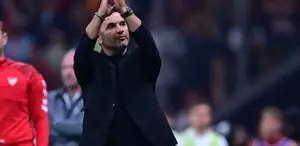 Okan Buruk’tan bir rekor daha