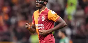 Osimhen’den art arda flaş paylaşımlar
