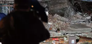 Balıkesir depremindeki yıkımın boyutu İşte bölgeden ilk görüntüler