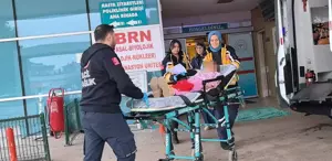 Bursa’da demir kapının altında kalan 9 yaşındaki çocuk ağır yaralandı