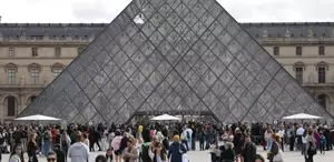 Louvre soygununda 7 şüpheli yakalandı 2’si suçlarını kabul etti