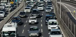 Trafikte akrobatik hareketler yapanlar yandı Cezası artırılıyor