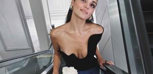 Hande Erçel’den Cadılar Bayramı pozu