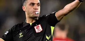 Beşiktaş taraftarından hakeme ’’bahis yapsana’’ tezahüratı