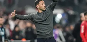 Domenico Tedesco: Bu atmosferde bu rakibe karşı oynamak zor