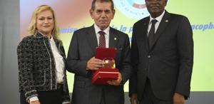 2025 Yılının Frankofon Kişiliği Ödülü Dursun Özbek’e verildi