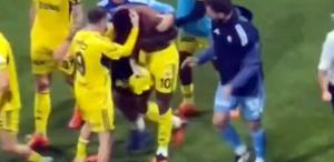 Yorumlar bomba Kerem Aktürkoğlu Jhon Duran’a zorla secde ettirdi