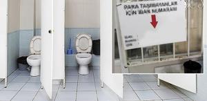 Cami tuvaletine asılan yazı tartışma yarattı