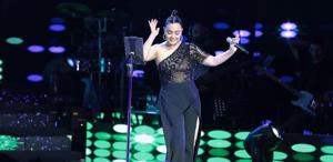 Ebru Gündeş, Orta Doğu’da aldığı sahne ücretiyle şaşırttı