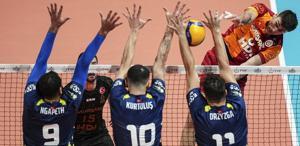 Fenerbahçe, Galatasaray’a set vermedi 8 maçlık seri sona erdi