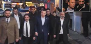 CHP köprülerin özelleştirilmesine karşı yürümek istedi, İl Başkanı Özgür Çelik’in önü kesildi