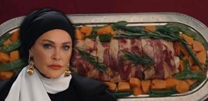 Domuz eti sahnesi tartışmaları devam ediyor: Yapım şirketinden açıklama