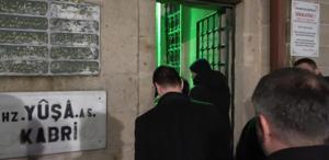 Ramazanın uğrak noktasında maddiyat tartışması: Abdest almak için para isteniyor