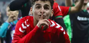 Fenerbahçe’nin yeni transferi Adem, sosyal medyada kendisine yapılan yorumlara dayanamadı