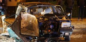 İki otomobilin kağıt gibi ezildiği ölümlü kaza kamerada