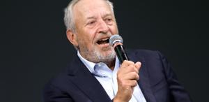 Epstein bağlantıları ABD’nin eski Hazine Bakanına pahalıya patladı, öğretim üyeliği de bitti