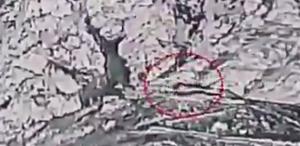 Pakistan ordusunun Afganistan’a yağdırdığı bombalar havadan görüntülendi