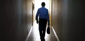 Yapay zeka depremi Dev şirket çalışanlarının yarısını işten çıkarıyor