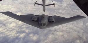 ABD ’görünmez’ kozunu sahaya sürdü B-2 hayalet bombardıman uçakları İran’ın balistik füze stoğunu vurdu