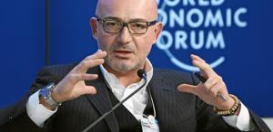 İş insanı Ferit Şahenk Dubai’de mahsur kaldı