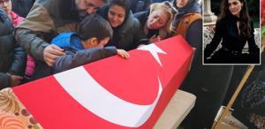 Fatma öğretmene acı veda Oğlunun hareketi herkesi ağlattı