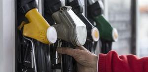 Gözler hükümette Akaryakıta iptal edilen zammın 2 katı artış yolda