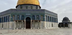 İsrail, İran ile savaş bahanesiyle Mescid-i Aksa ve Harem-i İbrahim’i 5 gündür kapalı tutuyor