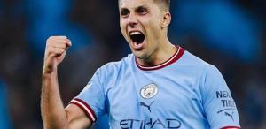 Manchester City, zamanında 350 milyon euro bonservis istediği Rodri’yi sudan ucuza satıyor