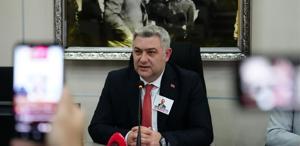 Bolu Belediyesi’nde başkanvekiliği görevine Mehmet Tuna Özcan seçildi