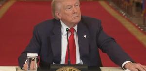 Trump zor durumda Gazetecinin Rusya sorusuna skandal yanıt