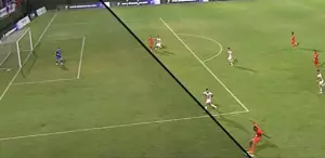 Çapraz VAR çizgisi tartışma yarattı