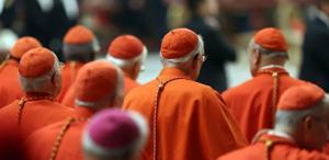 Papa, ABD’de gözaltına alınan piskoposu görevden aldı