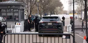 ABD’de Beyaz Saray’ın yakınlarındaki barikata çarpan minibüsün sürücüsü gözaltına alındı