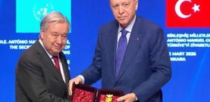 Cumhurbaşkanı Erdoğan’dan BM Genel Sekreteri Guterres’e ödül