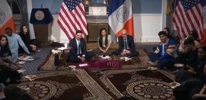 Tarihi an New York Belediye Başkanı Mamdani, belediye konutunda iftar verdi