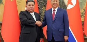 Çin ile Kuzey Kore arasında 6 yıl sonra ilk yolcu treni seferi yapıldı