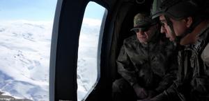 Kara Kuvvetleri Komutanı Tokel, İran sınırında