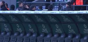 Süper Lig’de ilginç anlar Rakip penaltı kazanınca tüm yedek kulübesi soyunma odasına gitti