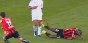 Gençlerbirliği, Beşiktaş karşısında 10 kişi kaldı