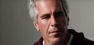 Jeffrey Epstein isimli hesaba mavi tık verdiler Takip ettiği hesaplar bir hayli ilginç