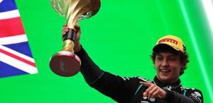 Tarihi zafer Çin Grand Prix’sini Kimi Antonelli kazandı