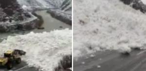 Hakkâri-Çukurca kara yoluna çığ düştü Sürücüler yolda kaldı