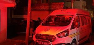 Sokak ortasında silahlı kavga Olayla ilgisi olmayan genç kız ile 2 kişi öldü